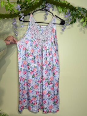VTG 90s Slip Dress Nightie Satin Floral Lacey Cottagecore Coquette, best XS-M